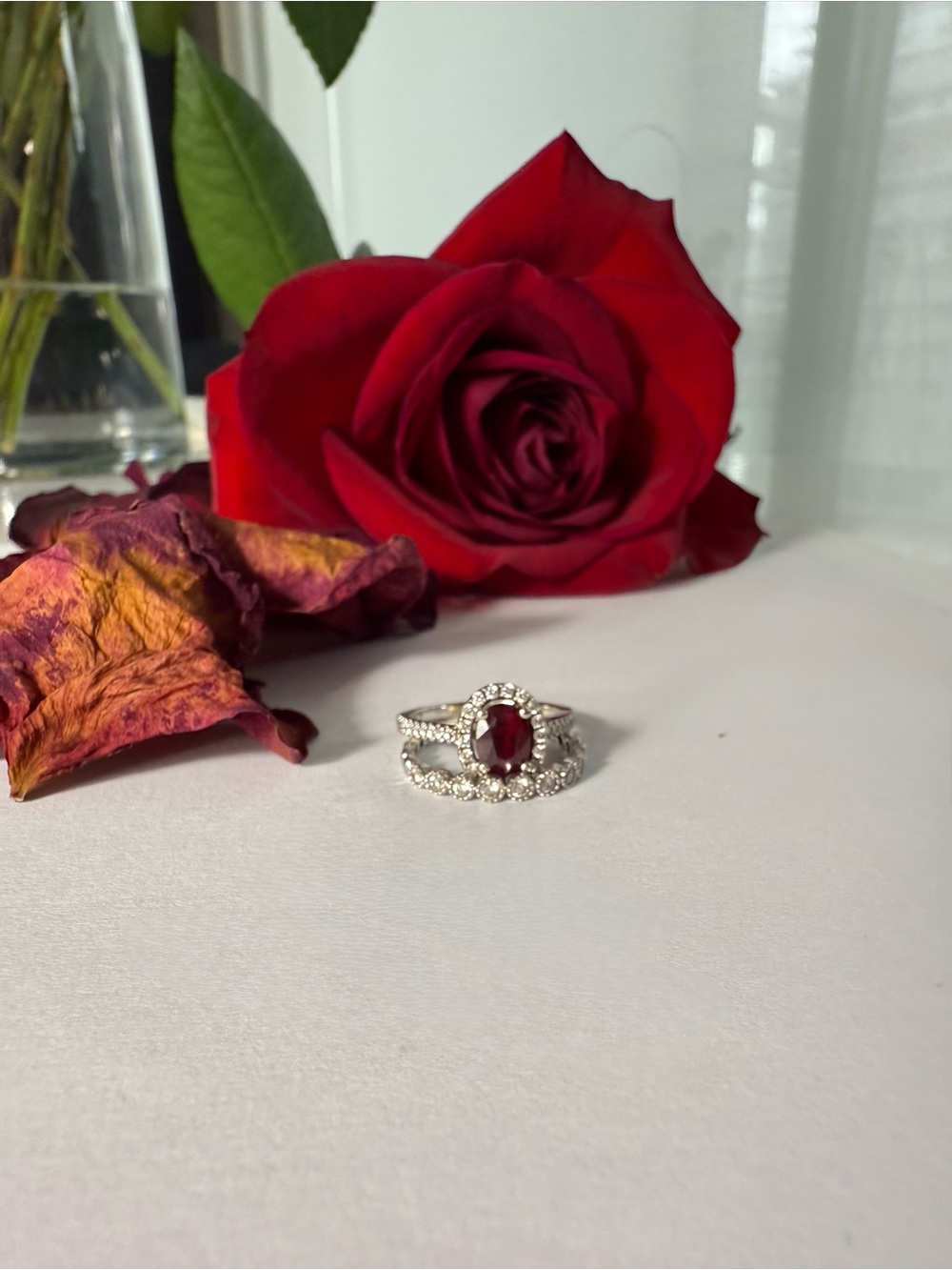 Brand New 18k white Gold Natural Ruby Halo Ring with Natural Diamond. Gorgeous 😍 - Picture 3 of 5